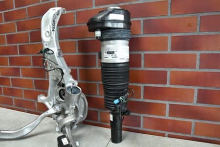 ammortizzatore destro anteriore BMW X5 G05 X6 G06 23km 6892426