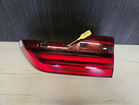 Fanale posteriore destra nel portellone BMW X7 G07 7442292