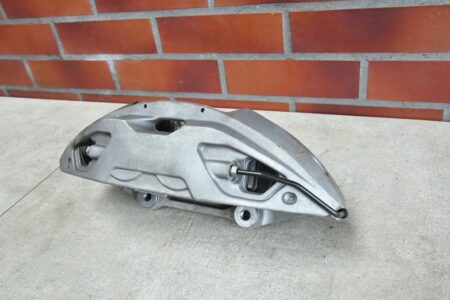 Pinza freno Sinistro anteriore BMW 5 G60 G61 7 G70 X3 G45 3733km