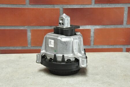 Supporto motore lato sinistro BMW 7 G70 11967km 9894881