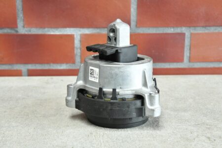 Supporto motore destro BMW Serie 5 G30 G31 X3 G01 X4 G02 X6 G06 18km 6860496