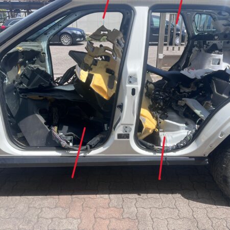 MONTANTE SINISTRO CENTRALE RANGE ROVER EVOQUE L538 2011-2018 -134-